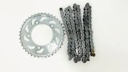 KETTING EN TANDWIELEN SET Aprilia Tuono 1000 2006 - 2008