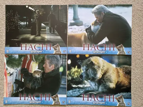 HACHI : A dog ' s tale lobbycard set.
