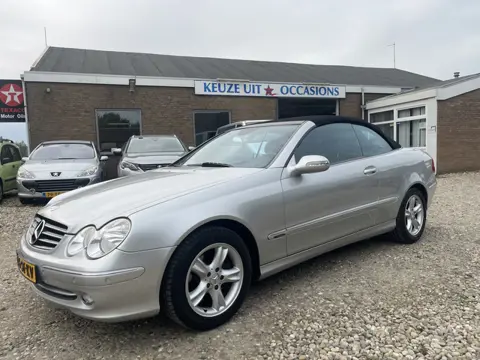 Mercedes-Benz CLK-Klasse Cabrio 240 Avantgarde Automaat met 130467 km en NAP Logisch Met nieuwe cabr