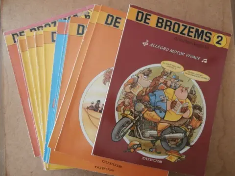 De brozems adv7102