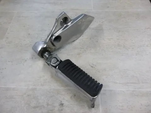 LINKER SCHETSPLAAT Yamaha XJR 1300 2008 - 2014