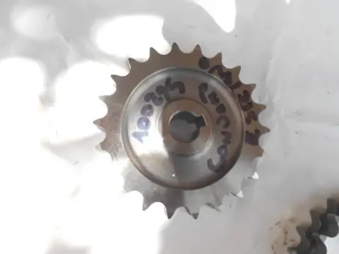 Oil pump outen drive gear F365,400 Gt,400i,412