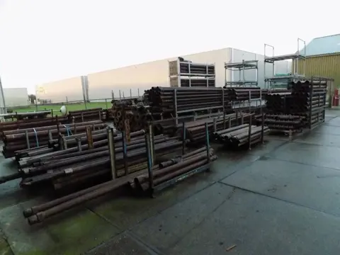 Diversen Drill pipe well drilling equipment 110mm and 3000mm working length