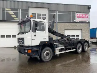 MAN 27.332 - 6x4 (bj 1994)