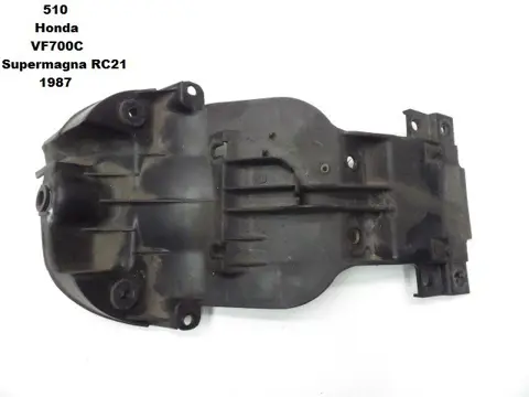 ACHTER SPATBORD Honda VF 700 750 Supermagna 1988 - 2000