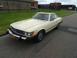 Mercedes-Benz 450SL