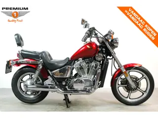 Honda VT 700 C SHADOW (bj 1987)