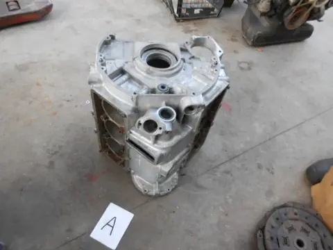 Engine block for Citroen SM