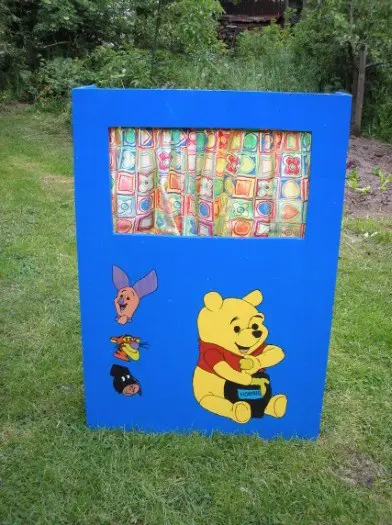 Poppenkast - grote stevige , oerdegelijk