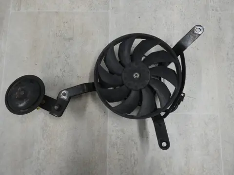 VENTILATOR Triumph 675 Street Triple R 2013 - 2016