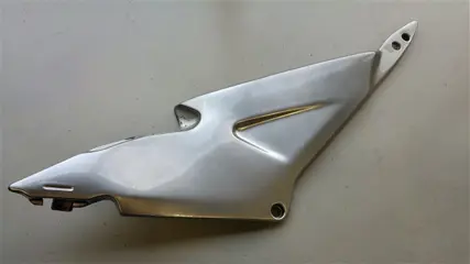 RECHTER ZIJKUIP KLEIN Aprilia RSV 1000 1998 - 2000