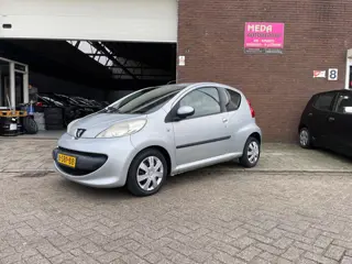 Peugeot 107 1.0-12V XR | Airco | Elektrische Ramen