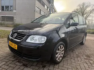 Volkswagen Touran 1.6 Turijn 7 persoons