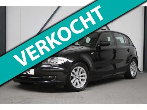 BMW 1-serie 116i Executive Dakraam l Navi l Clima l Stoelverwarming l PDC