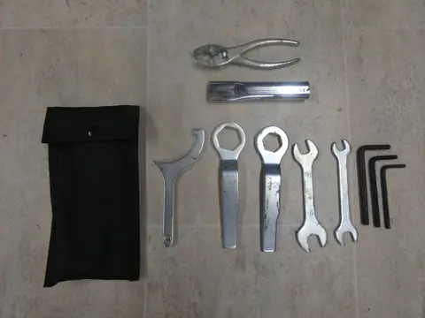 GEREEDSCHAPSET Kawasaki ER 6 2012 - 2015