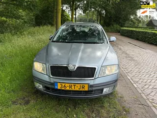 Skoda Octavia Combi 2.0 FSI 4x4