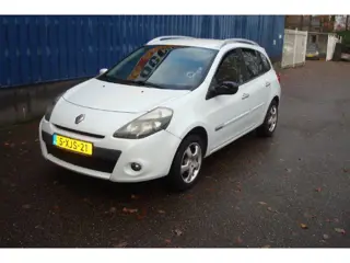 Renault Clio Estate 1.5 dCi Authentique - Airco - Navi - Electrische ramen voor - LM velgen - Centra