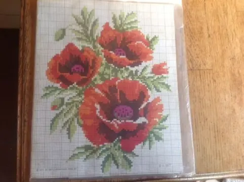 Margriet handwerkpakket, klaprozen in kruissteek