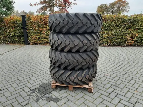 BKT 12.5-20 MPT wielen