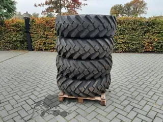 BKT 12.5-20 MPT wielen