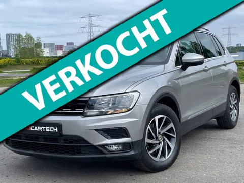 Volkswagen Tiguan 1.4 TSI ACT I Hightline I 360 camera I Sound I