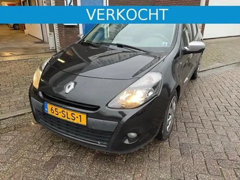 Renault Clio 1.5 dCi 85 ECO Night & Day Alle  opties &NAP & APK & NAVIGATIE