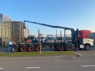 Volvo FH 540 6X4 EURO 6 + EPSILON S260Z96 + TRAILER 4 AXLE DOLL