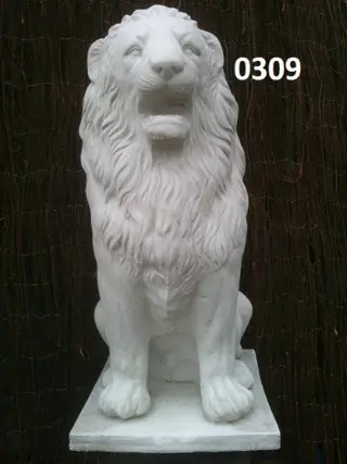 DE LEEUW. HELE GROTE MOOIE LEEUW.