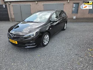 Opel Astra Sports Tourer 1.2 Business Executive