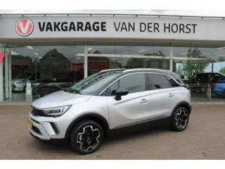 Opel Crossland 1.2-110pk Turbo 'Elegance'. Mooie en luxe hoogzitter met weinig km's ! Volautm. airco