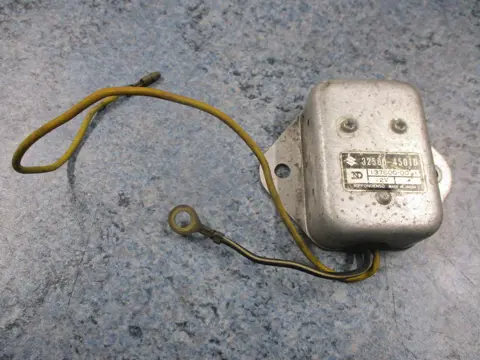 SPANNINGSREGELAAR Suzuki GS 400 E 1970 - 1979