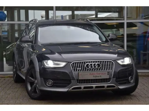 Audi A4 Allroad Quattro 3.0 TDI Pro Line Aut. Led Pdc Leder Trekhaak Nette Auto !!