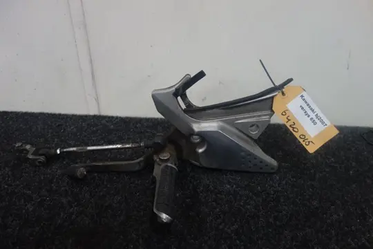 LINKER SCHETSPLAAT Kawasaki VERSYS 650 2007 - 2009