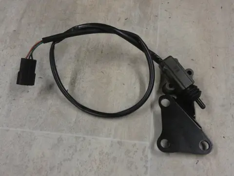 STANDAARD SCHAKELAAR Triumph 955 daytona 2001 - 2006