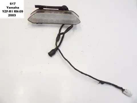 ACHTER LICHT Yamaha YZF R1 2002 - 2003