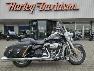 Harley-Davidson FLHRC 107 (bj 2017)