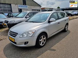 Kia Cee'd Sporty Wagon 1.4 X-tra Airco Bj:2008