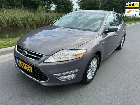 Ford MONDEO 1.6 EcoBoost Platinum 2014/1e EIGENAAR/LEDER/NAVIGATIE/PDC/AFN TREKHAAK/CLIMATE CONTROLE