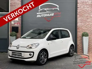 Volkswagen Up ! 1.0 75pk BMT high up! PANO CRUIS NAVI PDC STOELVW