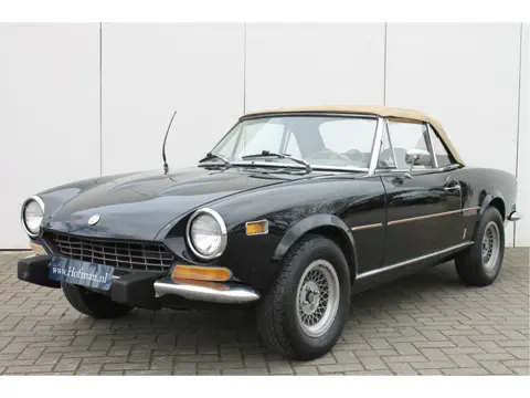 Fiat 124 Spider (bj 1974)