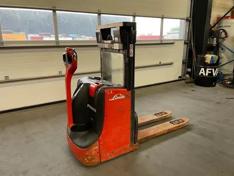 Linde D08 Stapelaar 1.8 ton 210 cm Hefhoogte Stapelaar