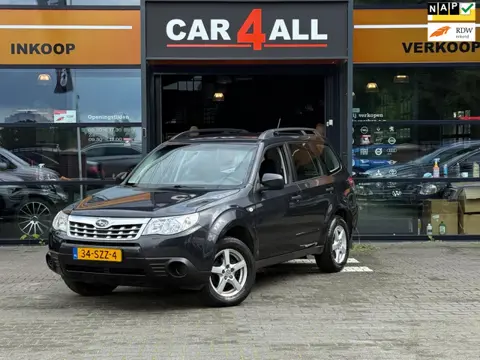 Subaru Forester 2.0 X Intro AUTOMAAT/PDC/STLVRM/TREKHAAK/NETTE STAAT EN DEALERONDERHOUDEN