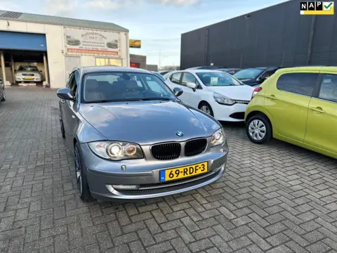 BMW 1-serie 116i Business Line Ultimate Edition|Automaat|Apk 08-2026