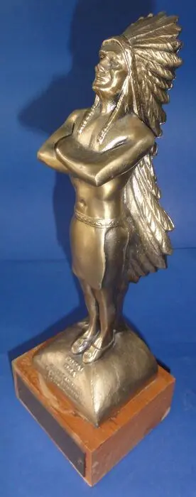 Embleem/mascotte/kenteken - Bronzen Indiaan Mascotte -