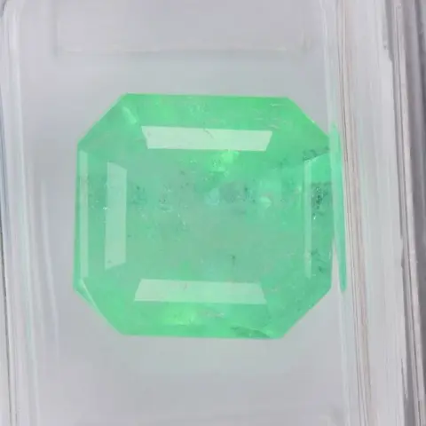Groen Smaragd - 4.40 ct