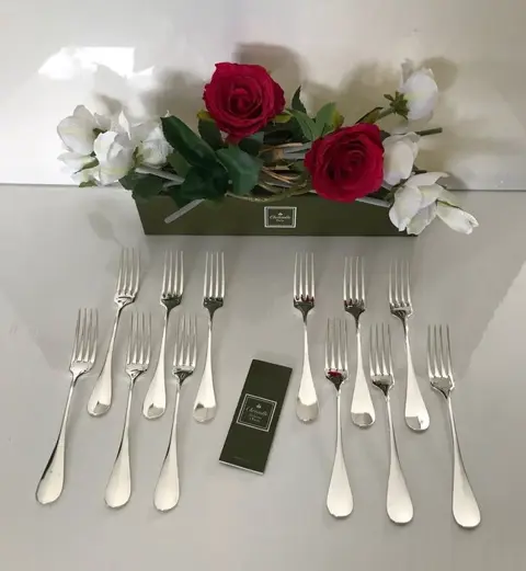 Christofle modèle Fidelio médaillon avec monogramme -