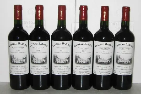 2011 Château Bardins - Pessac-Léognan - 6 Flessen (0.75 liter)