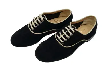 Christian Louboutin - Veterschoenen - Maat: Schoenen / EU 37