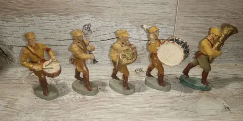 Elastolin - Figuur/beeld Wehrmacht SS Soldaten Musiker -