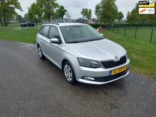 Skoda Fabia Combi 1.0 TSI Ambition Business